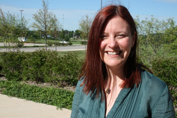 Lisa Traylor - Sunny Headshot